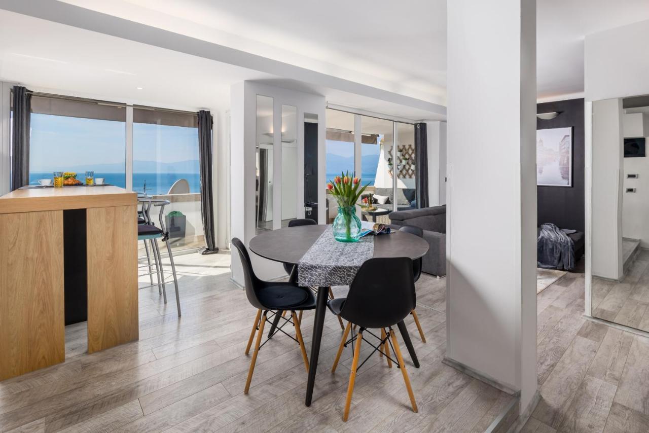 Lux Apartment Sky View Рийека Екстериор снимка
